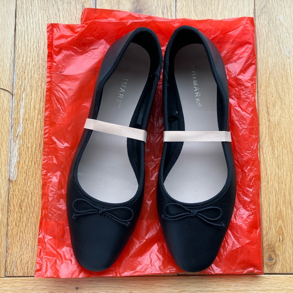 Primark Black Flats with Bow and Beige Strap